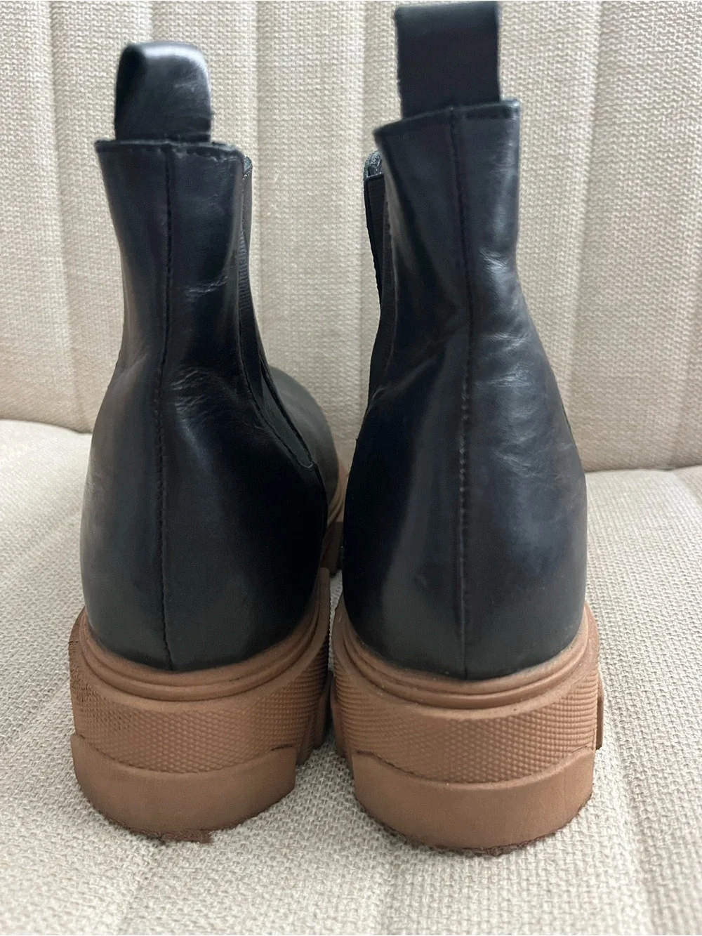 Silent d x Anthropologie black cress Chelsea boot lug soles size 40/10